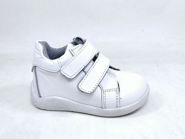 Kožna dečija cipela sa anatomskim uloškom M2027/1, bela Kožna dečija cipela sa anatomskim uloškom M2027/1, bela