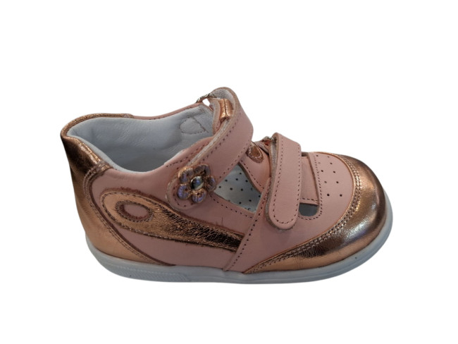 Kožna sandalica sa anatomskim uloškom M2025B/56 Kožna sandalica sa anatomskim uloškom M2025B/56