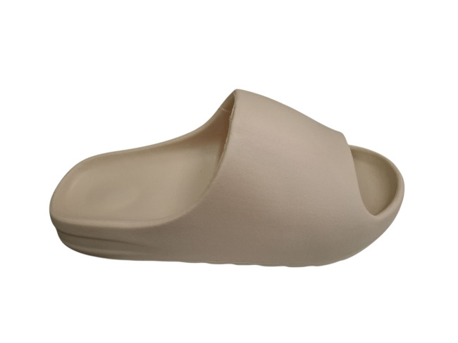 Udobna ženska papuča za plažu M1351-1 beige  Udobna ženska papuča za plažu M1351-1 beige