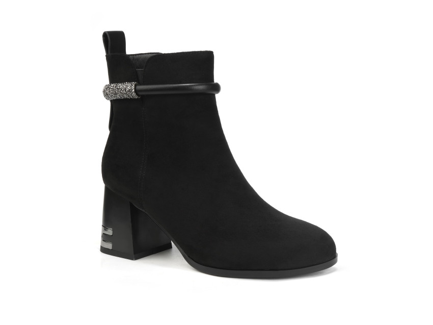 Udobna ženska gležnjača HEL-501/101